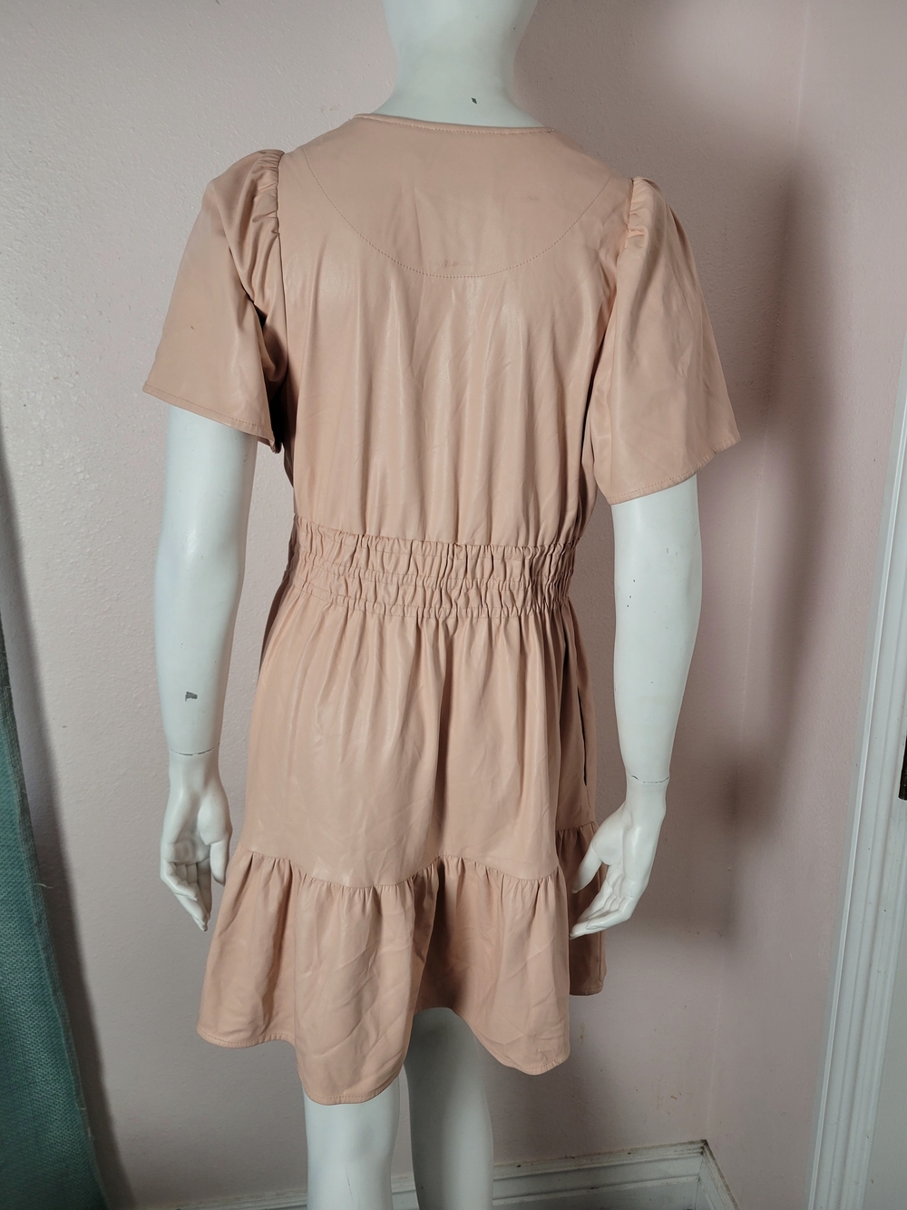 Anthropologie Faux Leather Mini Dress Blush Pink Size M Short Sleeve Ruffle Hem - Picture 9 of 12